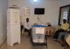 Kaloum : faible affluence mais sécurité renforcée au centre de vote où est attendu le président Mamadi Doumbouya