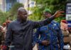 Kaloum en liesse : Mamadi Doumbouya foule les rues au contact de la population et réaffirme son choix d’une gouvernance de proximité