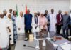 Deuil de Hadja André Touré : la famille reçue à la Primature, Mohamed Touré salue le soutien de l’État